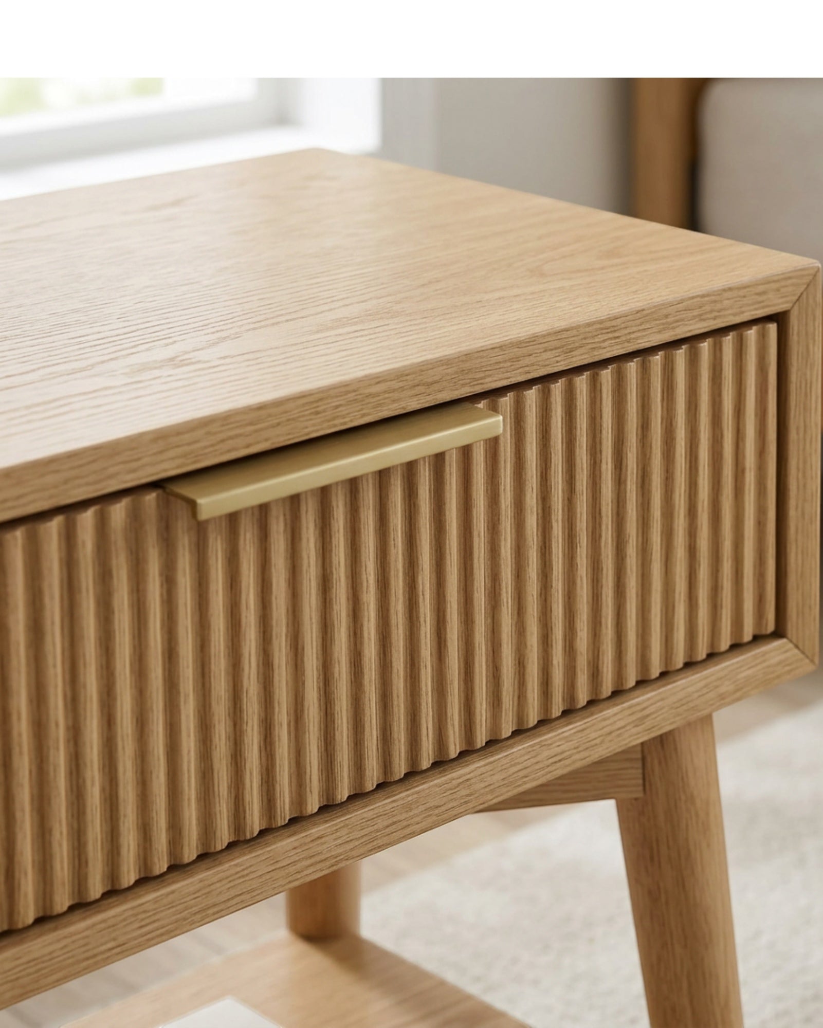 Zvxo Fluted Oak Nightstand with Drawer 45 x 40 x 55 cm - Detail view